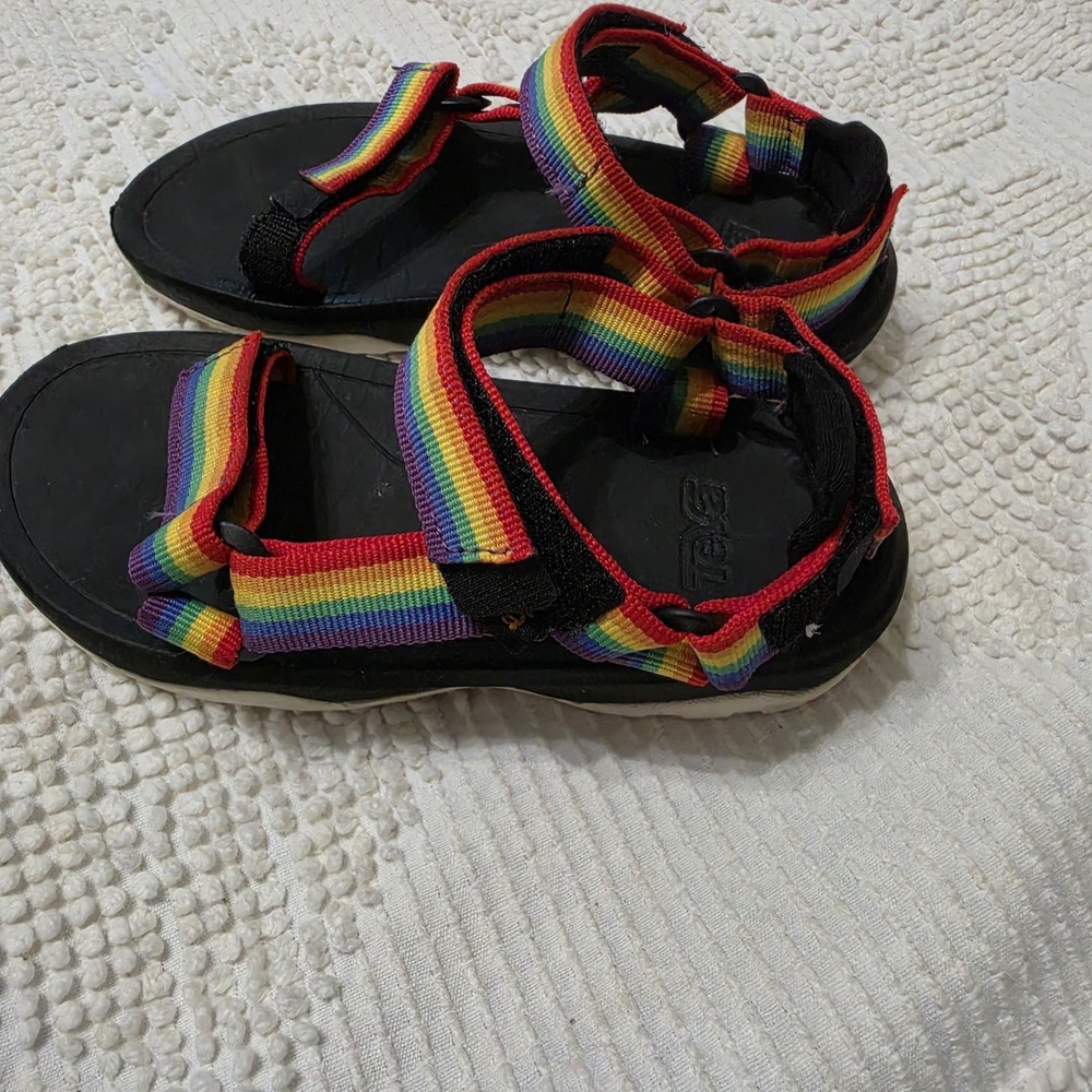 Teva Hurricane XLT2 Rainbow Pride Textile Sport Hiking Sandals Youth 12 Kids